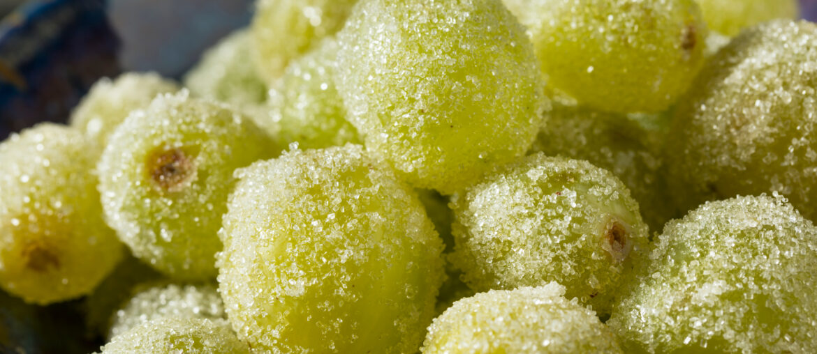 Boozy Sugared Prosecco Grapes