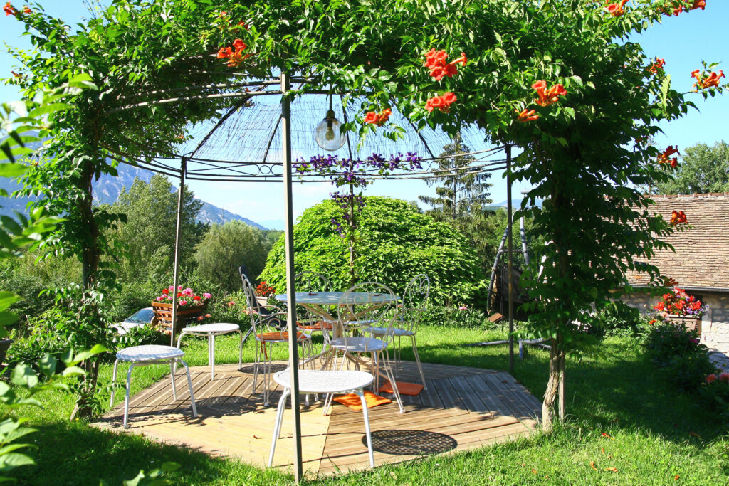 salon de jardin sur terrasse en tek